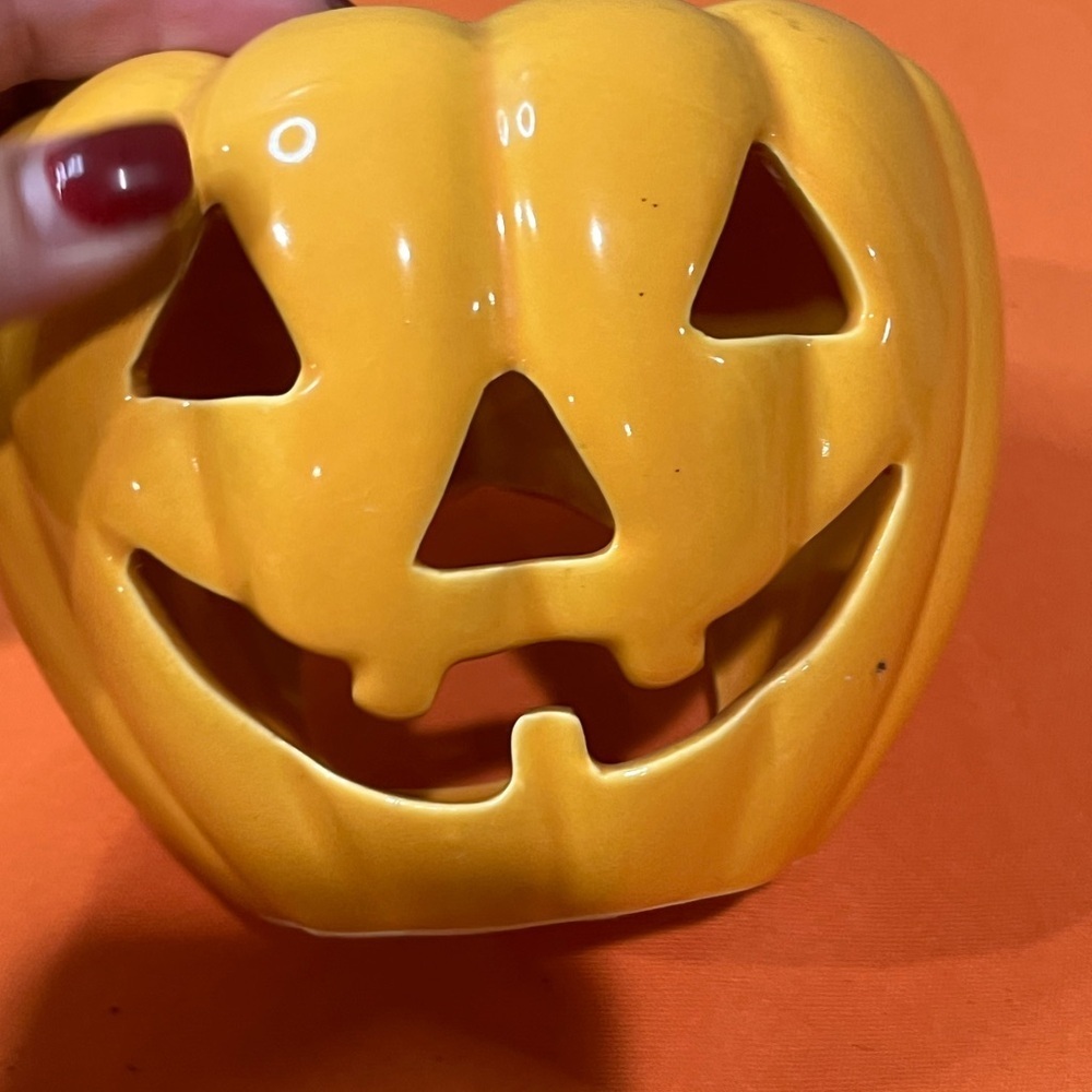 Halloween or Fall Yellow Pumpkin Candle Holder - Picture 7 of 9